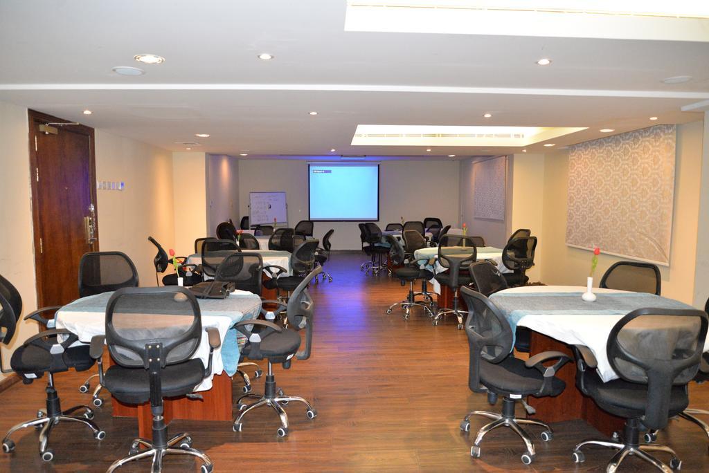 Aronani Hotel Ha'il Ngoại thất bức ảnh