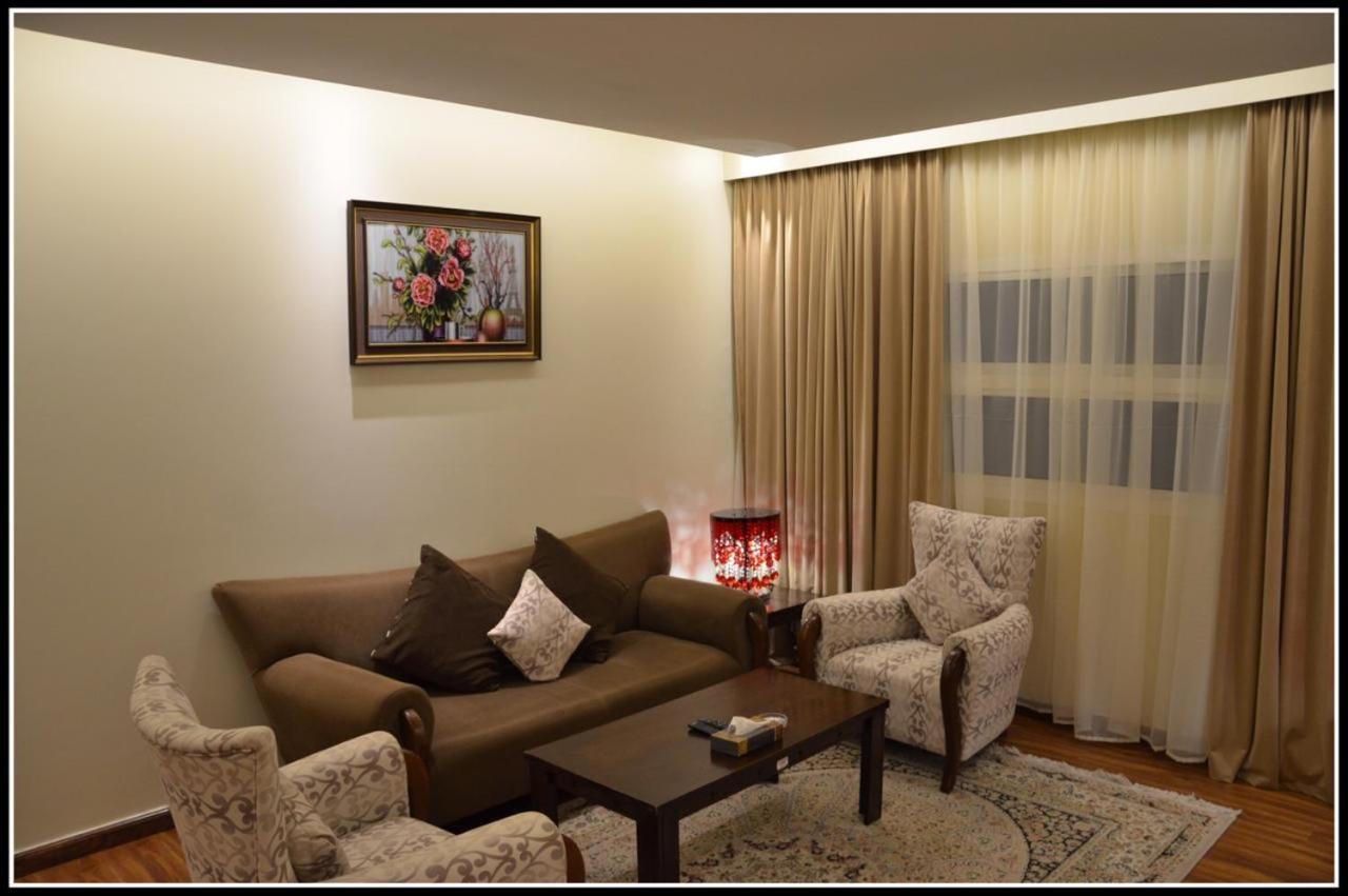 Aronani Hotel Ha'il Ngoại thất bức ảnh